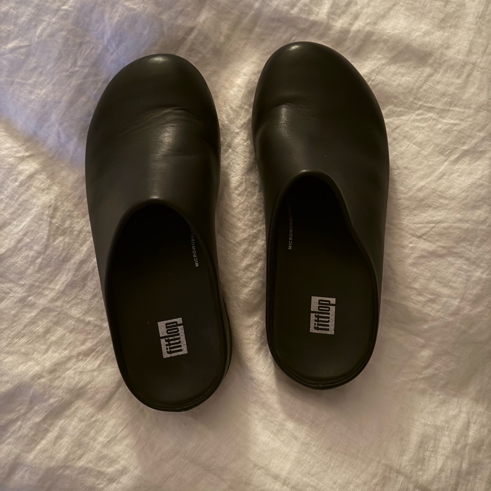 Fitflop Black Clogs, Tumbled Leather